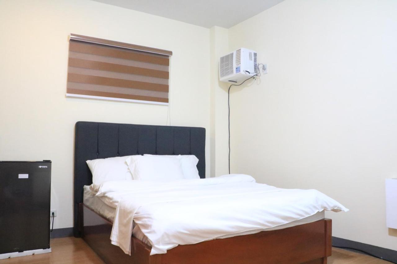 Anicia Guesthouse Rooms Paranaque City Екстериор снимка
