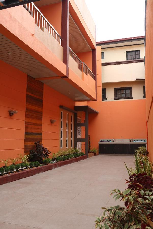 Anicia Guesthouse Rooms Paranaque City Екстериор снимка