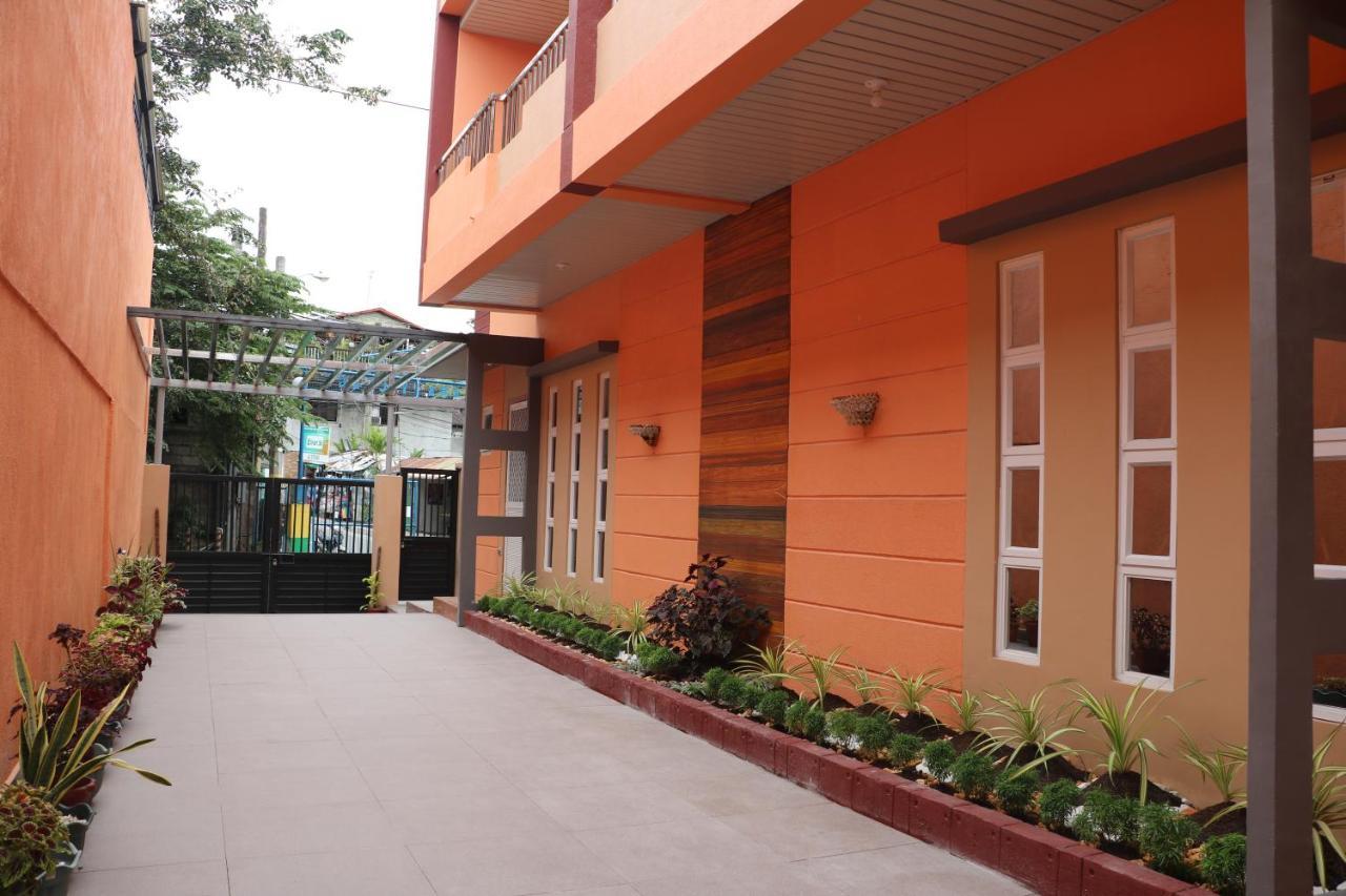 Anicia Guesthouse Rooms Paranaque City Екстериор снимка